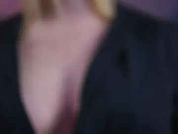 Watch Live Sex Cams with ElyssawetXX - Bongacams