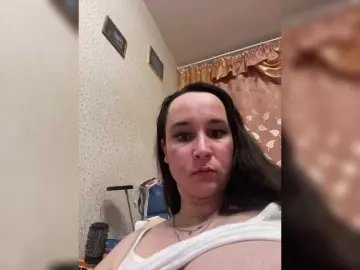 Live Sex Cam with SaliiOnli - Bongacams