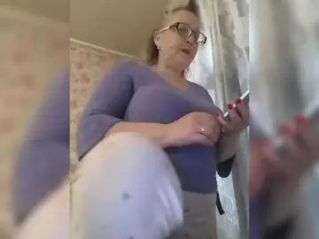 Best live sex cam show with CerdAyaz - Bongacams