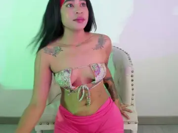 Nude Webcam with ribylove - Bongacams