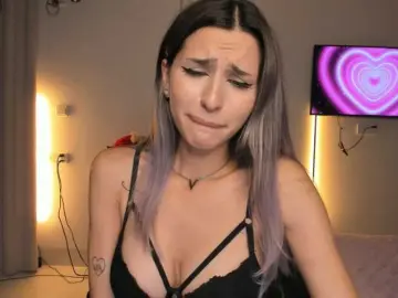 Live Porn with Ariella777 - Bongacams