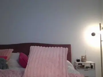 Free Porn Cam with NicoleSarahX - Bongacams