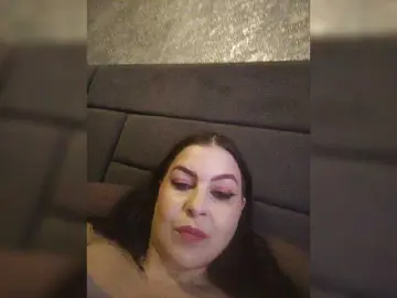 Best live sex cam show with kissmabont - Bongacams