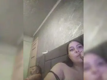 Best live sex cam show with kissmabont - Bongacams