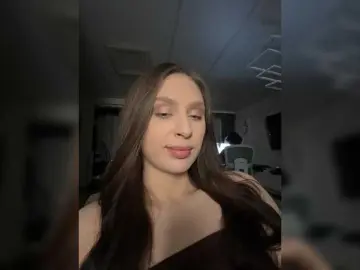 Best live sex cam show with PARTYNEXTNEXT - Bongacams