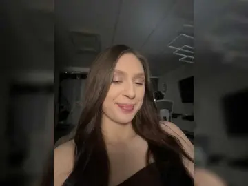 Adult Webcams with PARTYNEXTNEXT - Bongacams