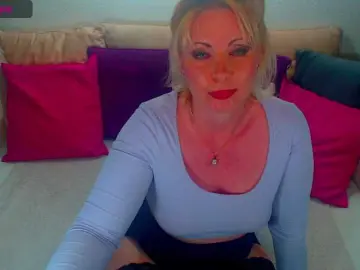 Free Porn Cam with Alexin-McQueen - Bongacams