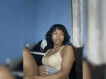 Live Sex with Candis02 - Bongacams