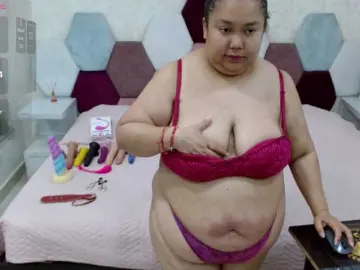 Nude Webcam with marianabbw - Bongacams