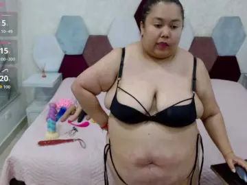 Live Sex Cam with marianabbw - Bongacams