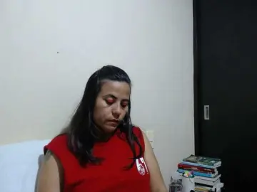 Adult Webcam with ANAELIZ - Bongacams