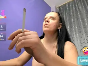 Sex Chat with AdriannaLyly - Bongacams