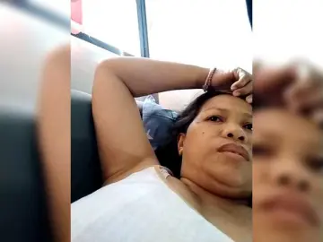 Watch Live Sex Cams with Chatty22 - Bongacams