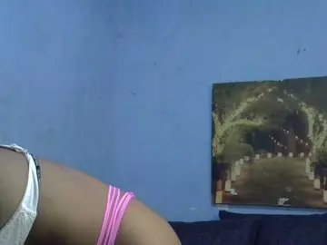 Live Sex Cam with GoldenGoddess1 - Bongacams