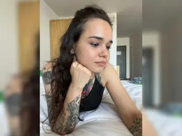 Adult Webcam with ChaosControl - Bongacams