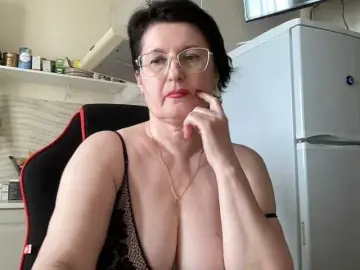 Live Sex Cam with HotMilfPussy - Bongacams