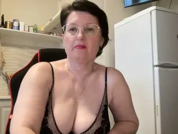 Live Porn with HotMilfPussy - Bongacams