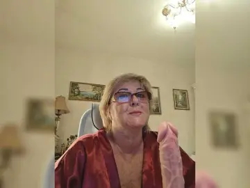 Private Sex Chat with KarinkaSweet - Bongacams