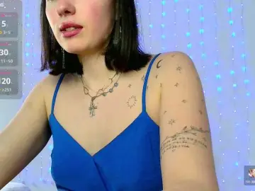 Live Sex Cam with AlisskaKISka - Bongacams