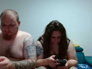 Free Live Porn with ShyCoupleTryingEverythik - Bongacams