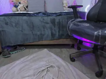 Free Live Porn with Candyy-tay1 - Bongacams