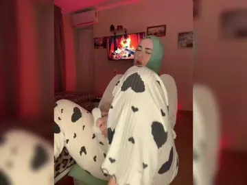 Nude Webcam with Plennica - Bongacams