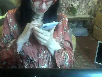 Watch Live Sex Cams with LynnYana - Bongacams
