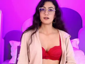 Best live sex cam show with SophieGomez2 - Bongacams