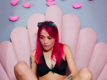 Nude Webcam with LUCYMILLER - Bongacams