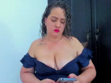 Sex Chat with camilafox - Bongacams