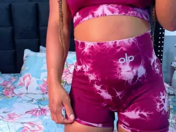 Free Live Porn with CheatingNeighborr - Bongacams