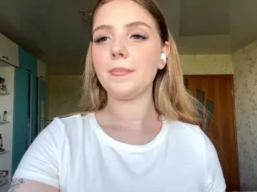 Sex Cam with LapfulFluffX - Bongacams
