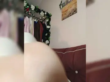 Nude Webcam with Tikoffka - Bongacams
