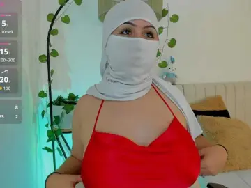 Watch Live Sex Cams with Amirah- - Bongacams