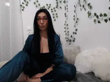 Adult Webcams with NewAllice - Bongacams