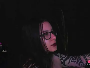 Watch Live Sex Cams with LilithDark - Bongacams
