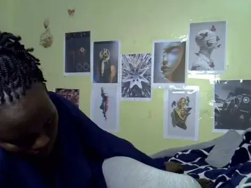 Sex Cam with Sexxyfrey - Bongacams