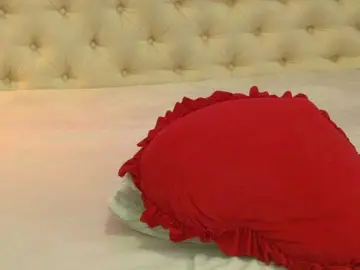 Free Live Porn with AuraMilf - Bongacams