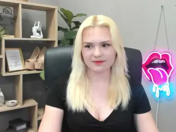 Sex Chat with SweetLilyxo - Bongacams