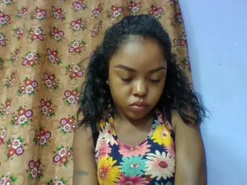 Live Porn with Elysa7 - Bongacams