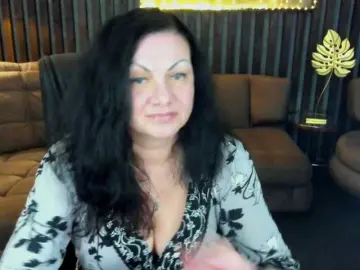 Nude Webcam with IrissMoon - Bongacams