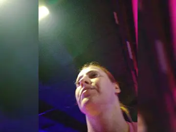 Live Sex with ladybigsmile - Bongacams