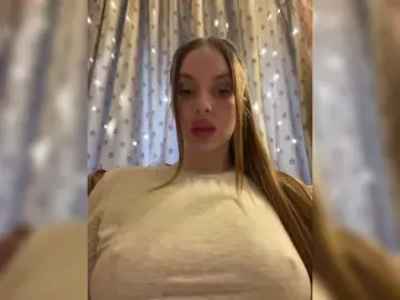 Live Porn with Natalymoodhot - Bongacams