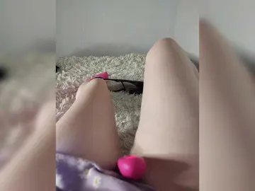 Watch Live Sex Cams with amazingtits-5D - Bongacams