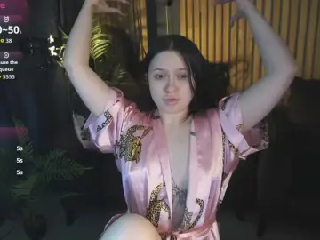 Adult Webcams with SecretKiraa - Bongacams