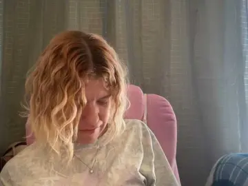 Private Sex Chat with mermaidlexi - Bongacams