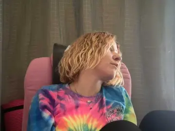 Live Sex with mermaidlexi - Bongacams