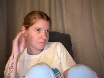 Live Sex Cam with mermaidlexi - Bongacams