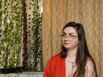 Private Sex Chat with NaughtYHomemadE - Bongacams