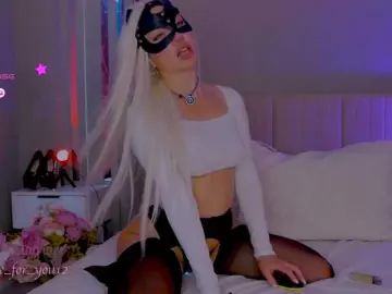 Best live sex cam show with Marisa12 - Bongacams
